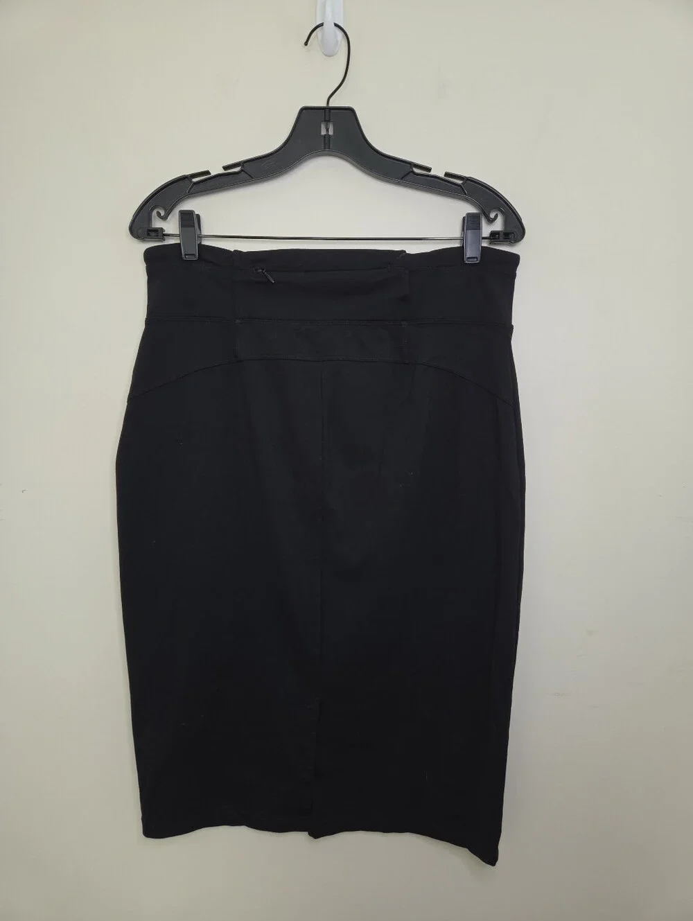Women's Athleta Mod Metro Black Pencil Skirt Sz Medium